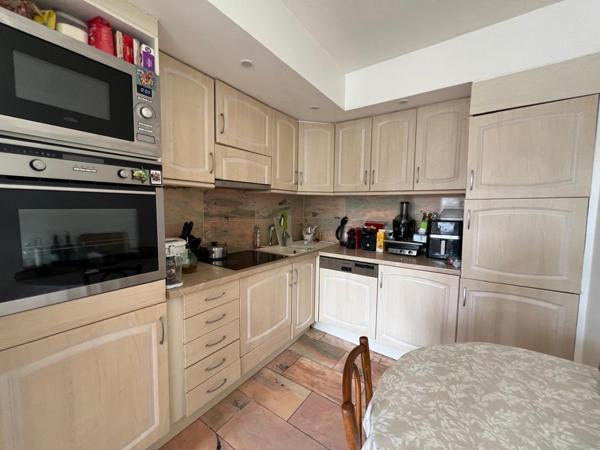 HOUILLES BLANCHES 670 800 € - Référence  1005