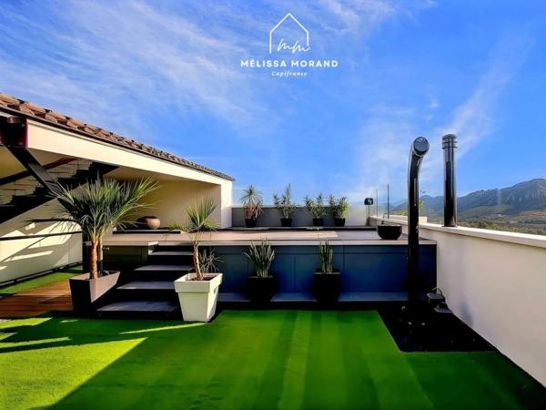 Bien d'exception, maison de village triplex unique de 285 m2 à vendre à ALLONZIER LA CAILLE (74), rénovée haut de gamme