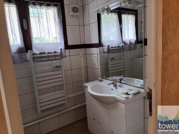 MAISON 3 CHAMBRES GARAGE JARDIN