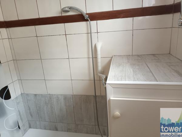 MAISON 3 CHAMBRES GARAGE JARDIN