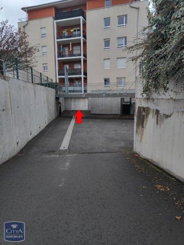 Location parking Woippy (57140)