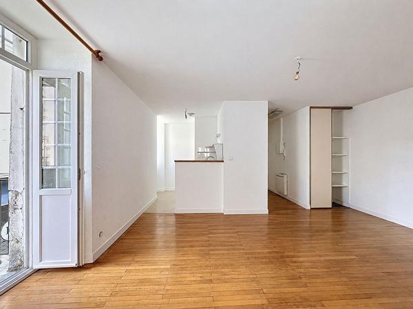 Appartement Cholet 1 pièce(s) 35 m2