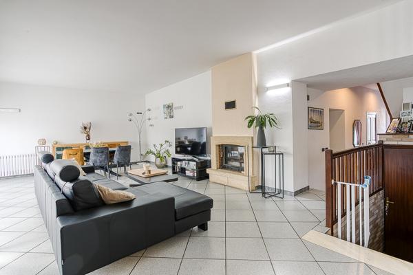 Appartement 6 pièces - 162 m² Exclusivité efficity