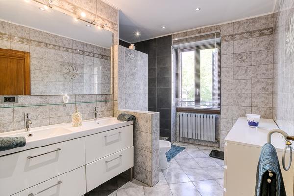 Appartement 6 pièces - 162 m² Exclusivité efficity