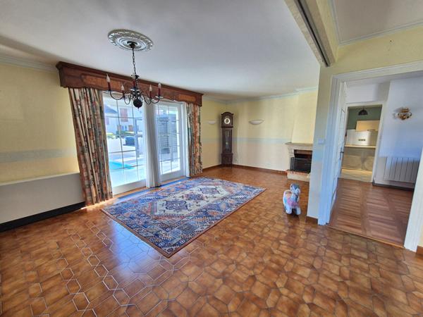 Maison à vendre à Bourg-en-Bresse - piscine