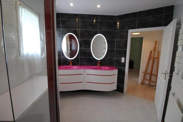 Maison à vendre à Saint-Palais-sur-Mer en Charente-Maritime (17420), ref : 17111-597