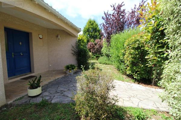 Maison à vendre à Saint-Palais-sur-Mer en Charente-Maritime (17420), ref : 17111-597