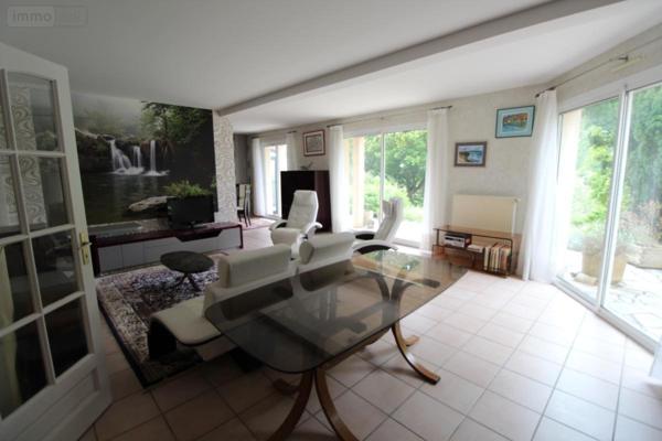 Maison à vendre à Saint-Palais-sur-Mer en Charente-Maritime (17420), ref : 17111-597