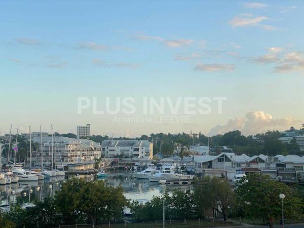 BAS DU FORT - T2bis dans résidence privé avec piscine et accès plage