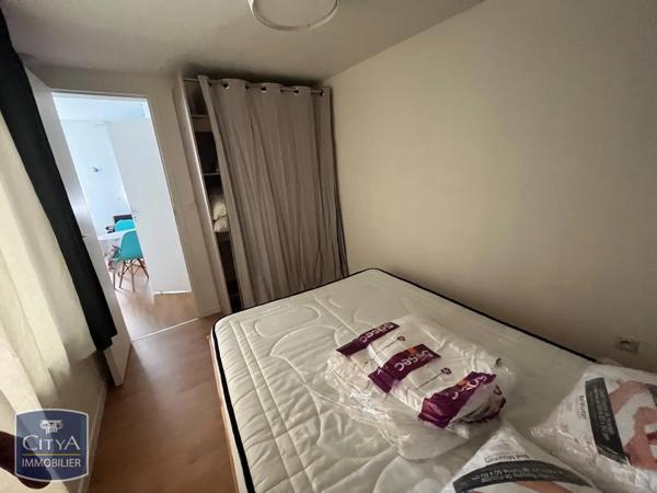 Appartement à louer 1 pièce 23.85m² Saint-Quentin (02100)