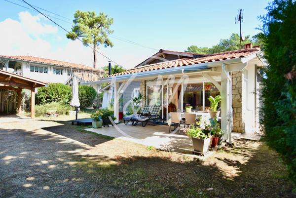 A vendre! Maison de plain-pied de 3 chambres sur une parcelle d'environ 750m² proche des plages et des commerces LEGE CAP FERRET PIQUEY