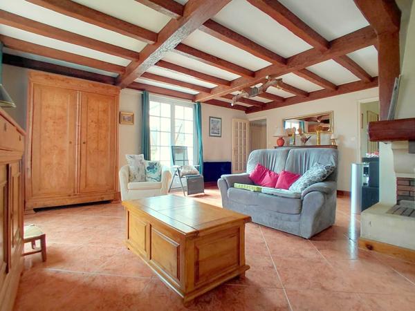 Maison traditionnelle + appartement de plain pied T3 - 9 pièce(s) 295 m²