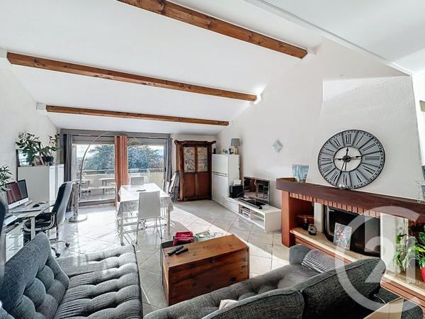 Appartement F4 à vendre  4 pièces - 107,45 m2 LIMONEST - 69