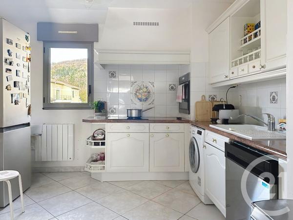 Appartement F4 à vendre  4 pièces - 107,45 m2 LIMONEST - 69