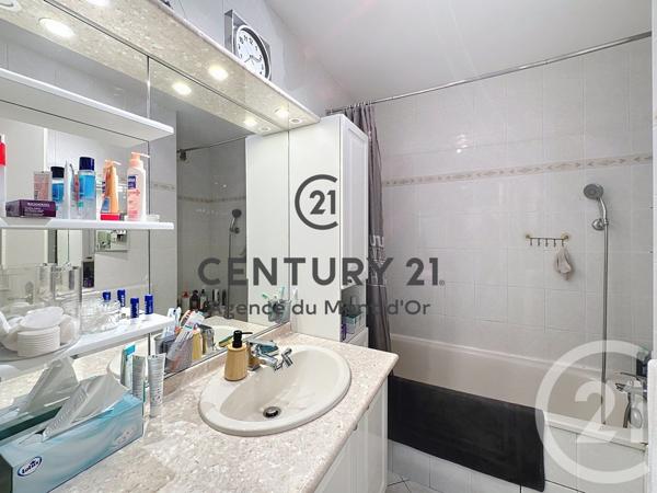 Appartement F4 à vendre  4 pièces - 107,45 m2 LIMONEST - 69