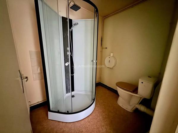 Vente                                                      Maison de village
                        
                     9 pièces                      209 m2                     à Bourmont-Entre-Meuse-Et-Mouzon