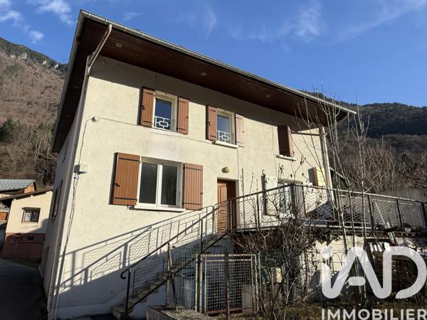 Immeuble à vendre 173 m² La Léchère