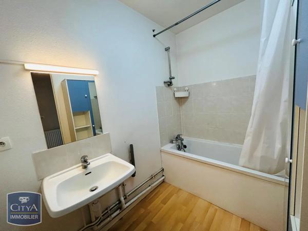 Appartement à louer 2 pièces 48.32m²