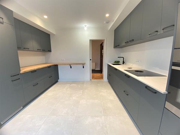 Grand appartement à louer ANGERS 4 pièces120 m²