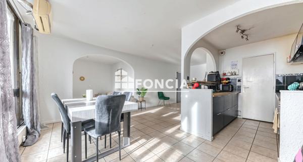À vendre Appartement 5 pièces 93.81 m² - Villeurbanne 69100