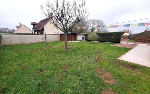 Maison à vendre    6 pièces • 150 m2 Crécy-la-Chapelle