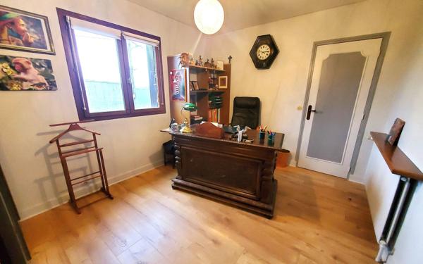 Maison à vendre    6 pièces • 150 m2 Crécy-la-Chapelle