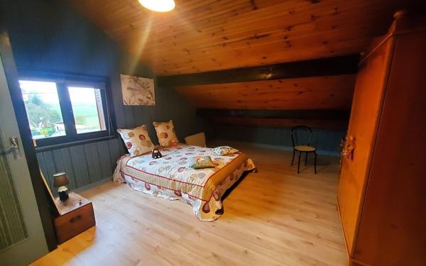 Maison à vendre    6 pièces • 150 m2 Crécy-la-Chapelle