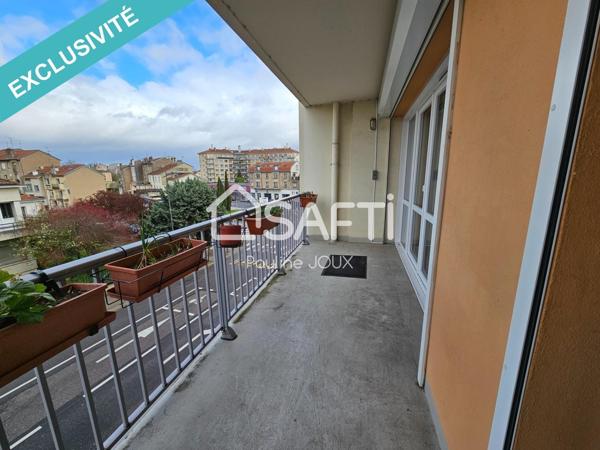 Appartement type F3 avec balcon et place de parking