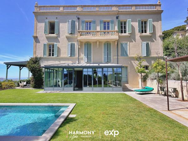 Roucas-Blanc – Propriété de 445 m² avec vue mer exceptionnelle