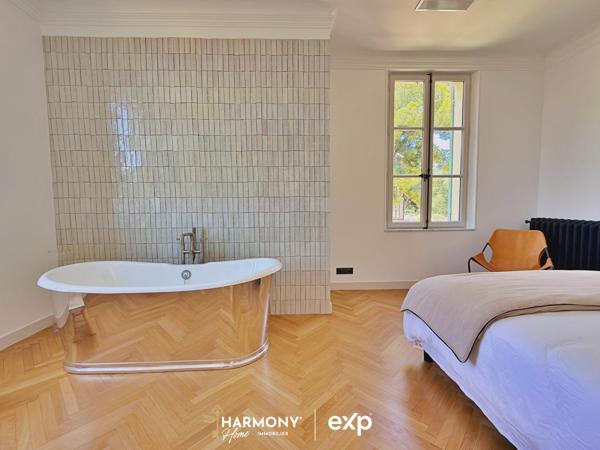 Roucas-Blanc – Propriété de 445 m² avec vue mer exceptionnelle