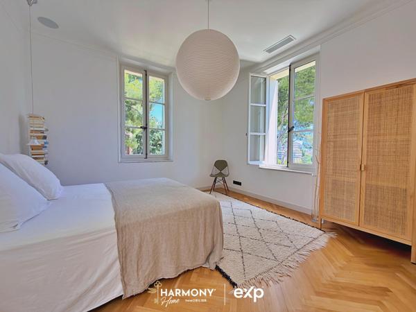 Roucas-Blanc – Propriété de 445 m² avec vue mer exceptionnelle