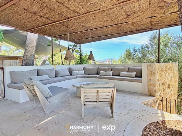 Roucas-Blanc – Propriété de 445 m² avec vue mer exceptionnelle