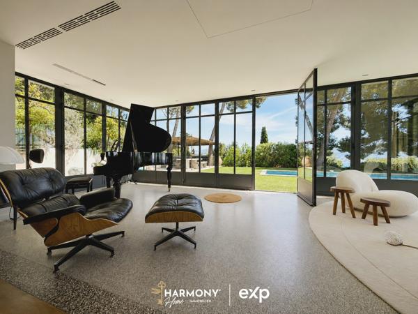 Roucas-Blanc – Propriété de 445 m² avec vue mer exceptionnelle