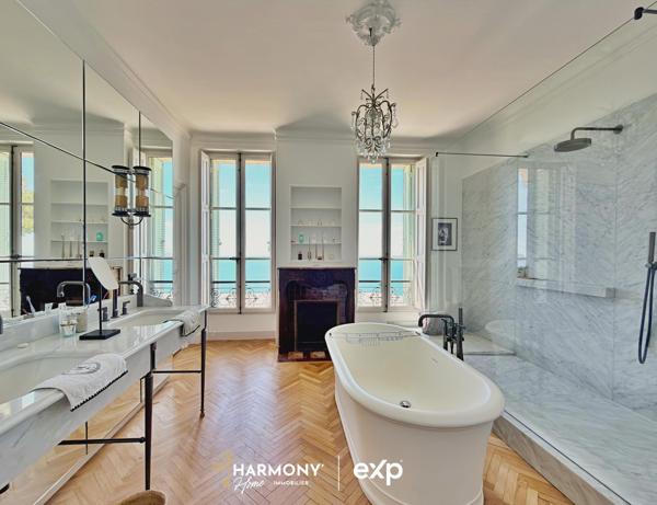 Roucas-Blanc – Propriété de 445 m² avec vue mer exceptionnelle