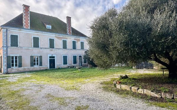 Maison à vendre    8 pièces •  Saint-Georges-d'Oléron