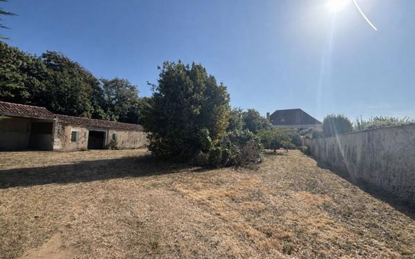 Maison à vendre    8 pièces •  Saint-Georges-d'Oléron