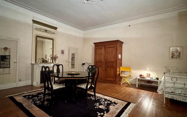 Maison à vendre    8 pièces •  Saint-Georges-d'Oléron