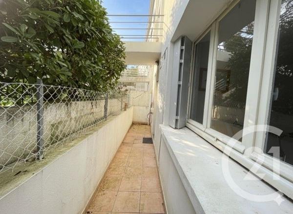 Appartement T1 à vendre  1 pièce - 23,46 m2 ROYAN - 17