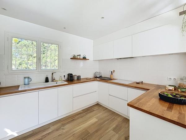 Maison 420 000 € Sadirac 5 p 109 m² DPE D