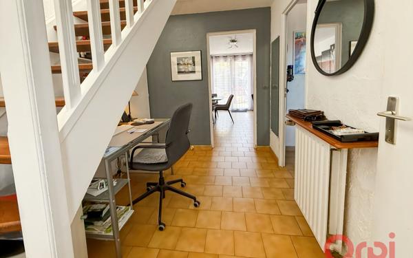 Maison à vendre    4 pièces • 75,18 m2 Le Pradet