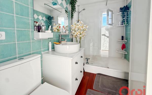 Maison à vendre    4 pièces • 75,18 m2 Le Pradet