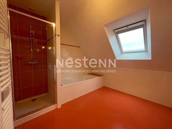 Maison à vendre à Elven - Vie de plain pied - 4 chambres - jardin