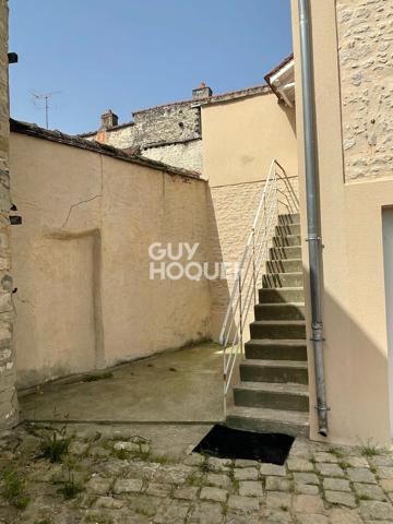 Maison de ville - A LOUER  MALESHERBES