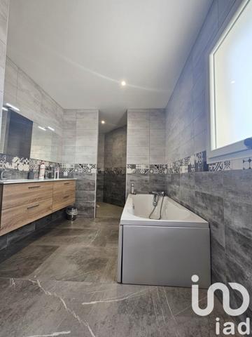 Maison à vendre 6 pièces 215 m² Pia