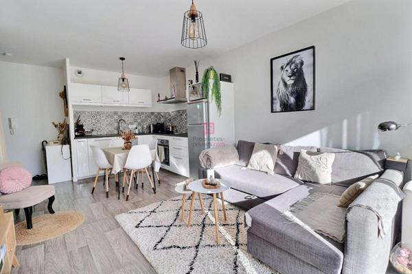 Appartement  trois pièce(s de 56  m2
