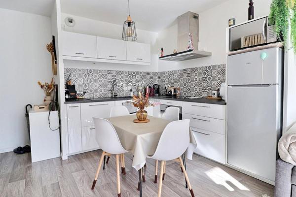 Appartement  trois pièce(s de 56  m2