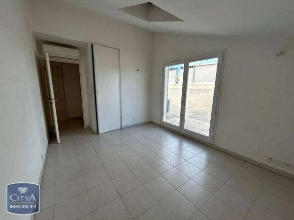 Appartement à louer 3 pièces 64.83m² Saint-Raphaël (83700)