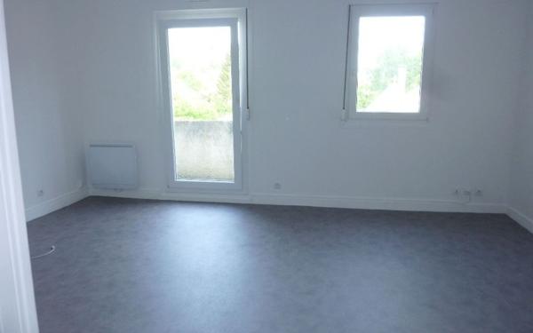 Appartement à louer    1 pièce •  Laon