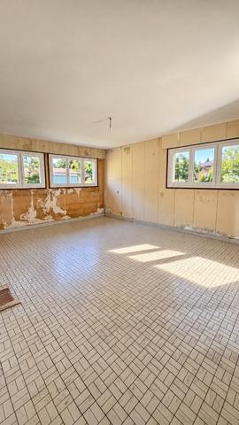 Saint-Pierre-du-Mont – Maison de plain-pied avec jardin et potentiel professionnel Détails des diagnostics énergétiques