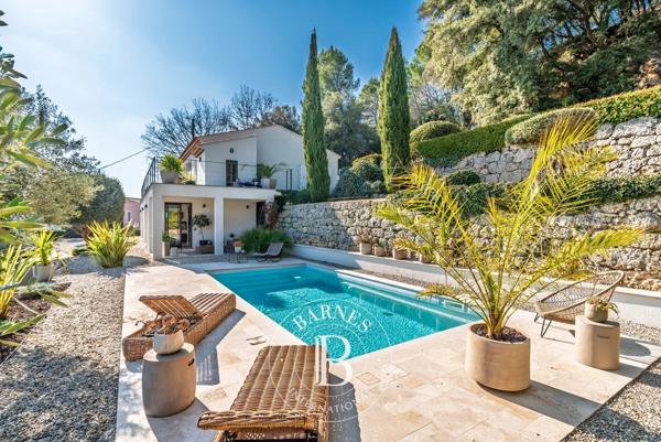 Bagnols-en-Forêt, Maison 3 Chambres -  130 m² à vendre
